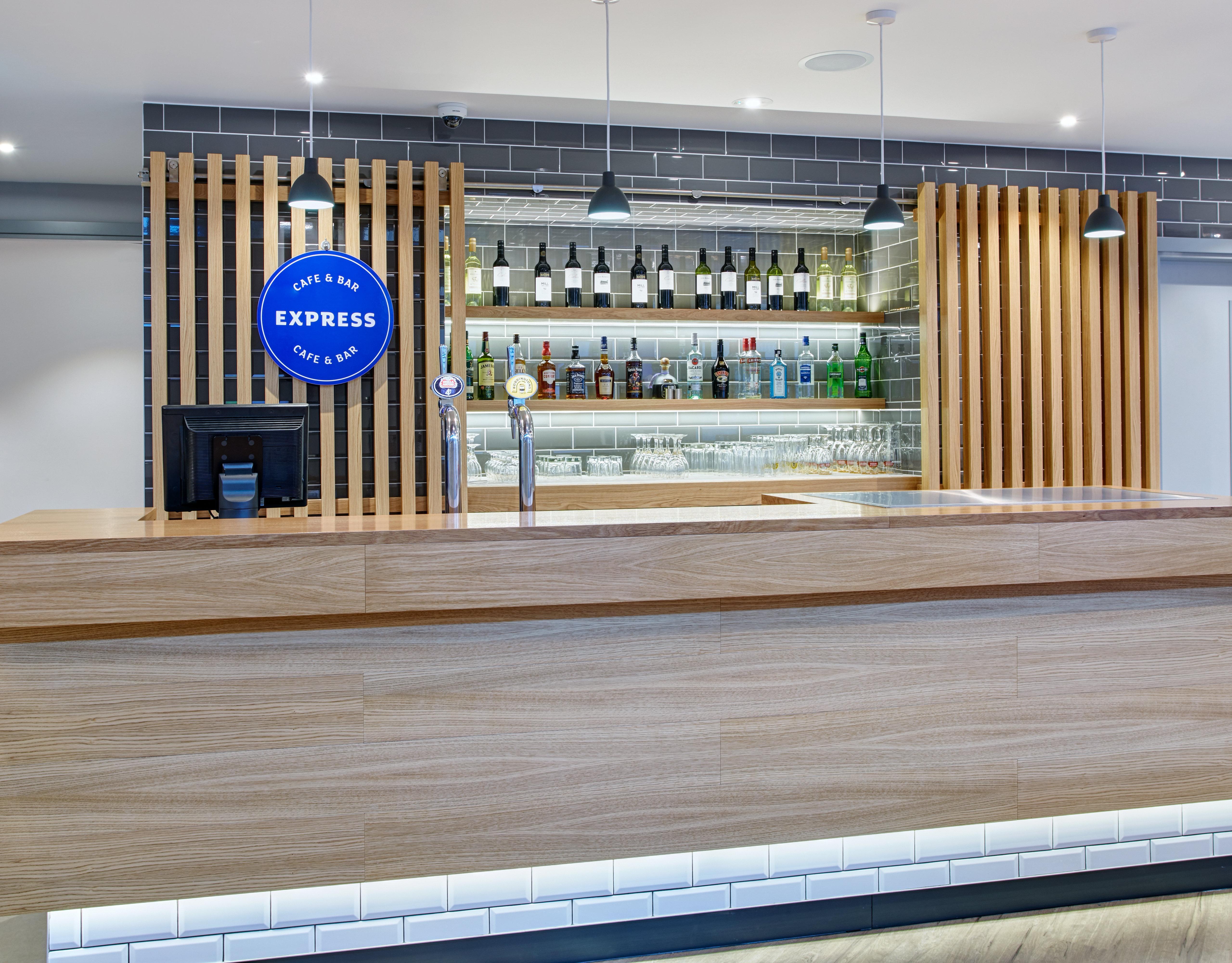 Express London-ealing, An Ihg Londra